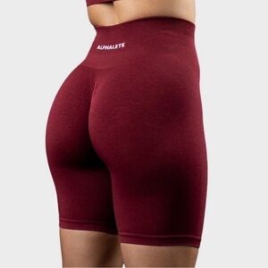 Alphalete Amplify Biker Shorts Bordeaux